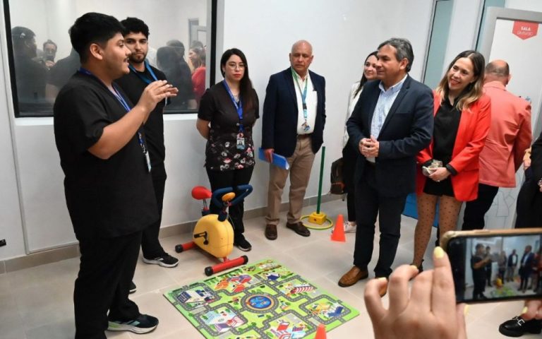 Quillota inaugura Centro de Neurodivergencia “TEACOMPAÑA” para fortalecer el desarrollo integral de niños, niñas y adolescentes